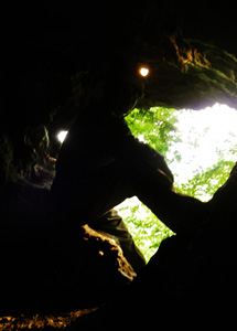 洞窟探検1